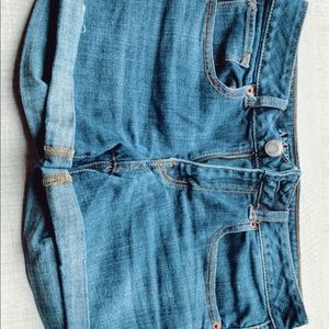 AMERICAN EAGLE DENIM SHORTS SIZE 6